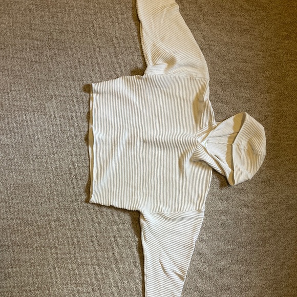 Offline by Aerie Cropped Pullover Hoodie - Picture 2 of 4